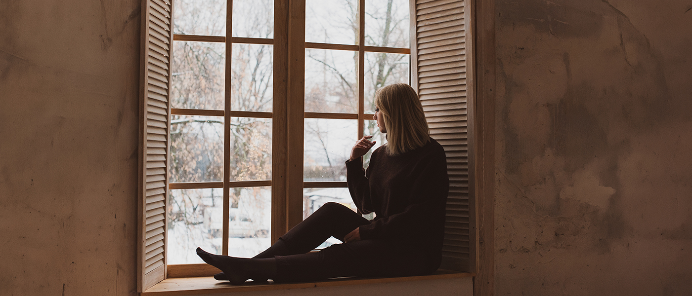 Why Do I Feel More Anxious in the Fall? Understanding Seasonal Anxiety and the Winter Blues